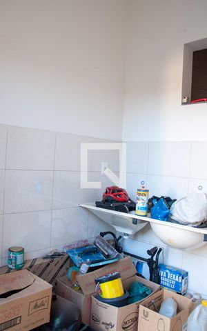 Casa à venda com 360m², 2 quartos e 3 vagas Casa à venda com 360m², 2 quartos e 3 vagasÁrea de Serviço