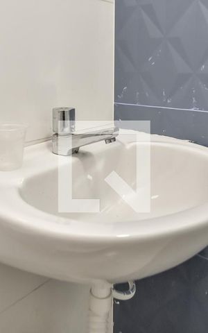 Apartamento à venda com 75m², 2 quartos e sem vaga Apartamento à venda com 75m², 2 quartos e sem vagaBanheiro