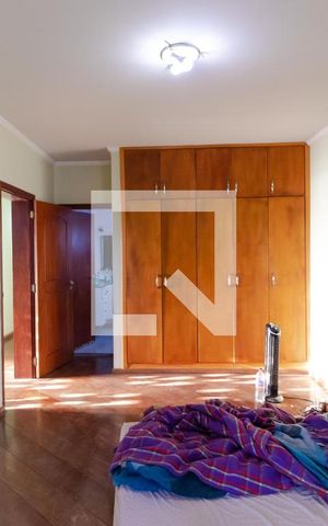 Casa à venda com 270m², 3 quartos e 4 vagasSuíte