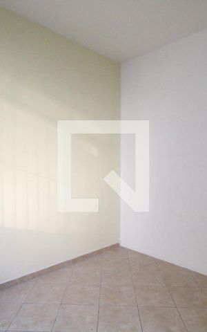 Apartamento à venda com 33m², 1 quarto e sem vagaSala/Quarto