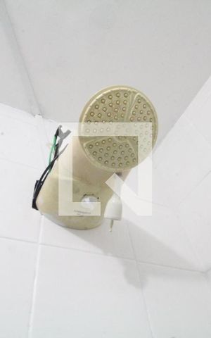 Apartamento à venda com 33m², 1 quarto e sem vagaBanheiro