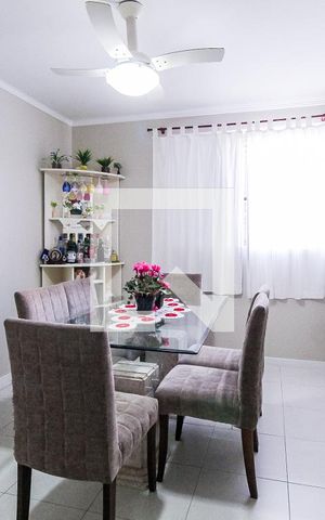 Apartamento à venda com 62m², 2 quartos e 1 vagaSala de jantar