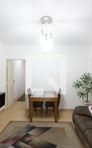 Casa à venda com 80m², 2 quartos e 1 vaga Casa à venda com 80m², 2 quartos e 1 vagaSala