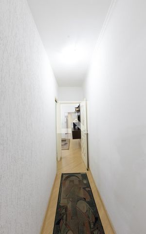 Casa à venda com 80m², 2 quartos e 1 vaga Casa à venda com 80m², 2 quartos e 1 vagaCorredor