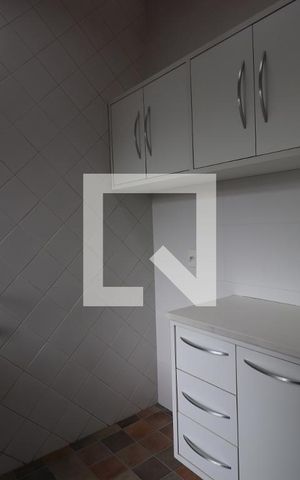 Casa à venda com 472m², 4 quartos e 5 vagasLavanderia