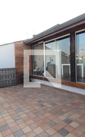 Casa à venda com 472m², 4 quartos e 5 vagasQuintal