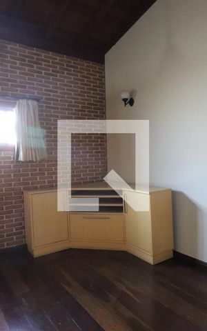 Casa à venda com 472m², 4 quartos e 5 vagasSuíte 3