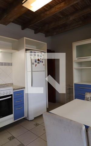 Casa à venda com 472m², 4 quartos e 5 vagasCozinha