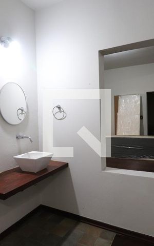 Casa à venda com 472m², 4 quartos e 5 vagasLavabo 2