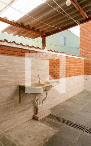 Casa à venda com 227m², 6 quartos e 2 vagas Casa à venda com 227m², 6 quartos e 2 vagasÁrea de Serviço