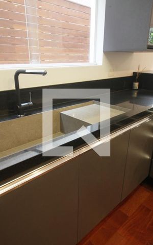 Casa de condomínio à venda com 300m², 3 quartos e 2 vagasCozinha