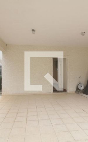 Casa de condomínio à venda com 300m², 3 quartos e 2 vagasÁrea de Serviço