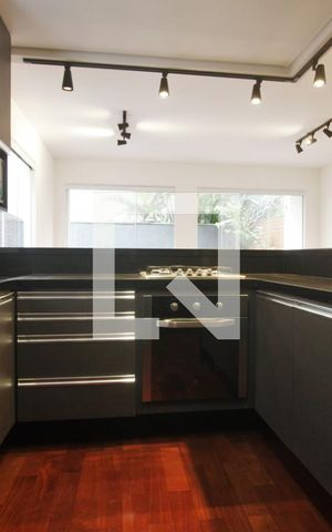 Casa de condomínio à venda com 300m², 3 quartos e 2 vagasCozinha