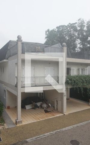 Casa de condomínio à venda com 300m², 3 quartos e 2 vagasVista do quarto 2