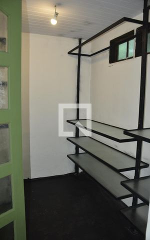 Casa para alugar com 240m², 4 quartos e 3 vagasQuarto 