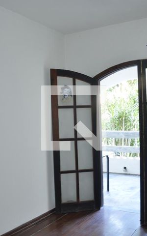 Casa para alugar com 240m², 4 quartos e 3 vagasQuarto 1