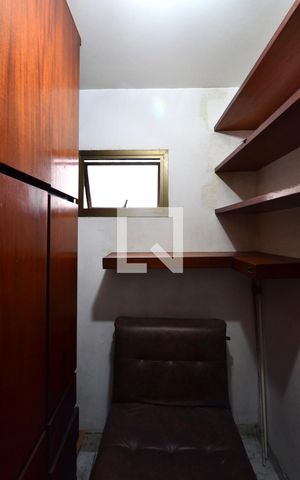 Apartamento à venda com 130m², 3 quartos e 1 vagaQuarto de Serviço