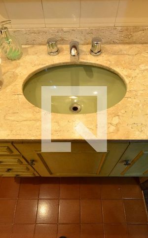 Apartamento à venda com 130m², 3 quartos e 1 vagaBanheiro Social