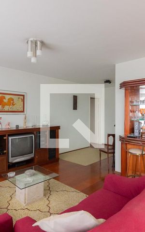 Apartamento para alugar com 120m², 3 quartos e 2 vagas Apartamento para alugar com 120m², 3 quartos e 2 vagasSala
