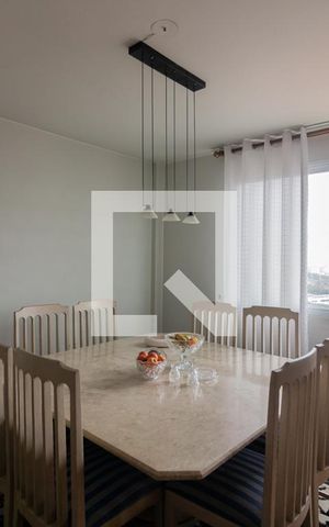 Apartamento para alugar com 120m², 3 quartos e 2 vagas Apartamento para alugar com 120m², 3 quartos e 2 vagasSala