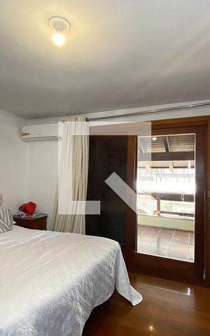 Apartamento à venda com 250m², 2 quartos e 2 vagasQuarto 1 - Suíte