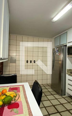 Apartamento à venda com 250m², 2 quartos e 2 vagasCozinha