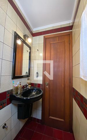 Apartamento à venda com 250m², 2 quartos e 2 vagasBanheiro Social