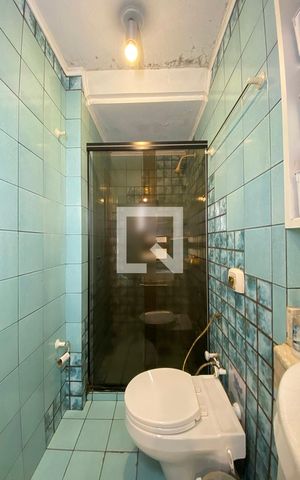 Apartamento à venda com 250m², 2 quartos e 2 vagasBanheiro da Suíte