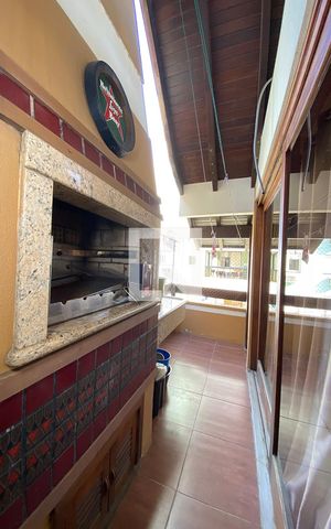 Apartamento à venda com 250m², 2 quartos e 2 vagasChurrasqueira