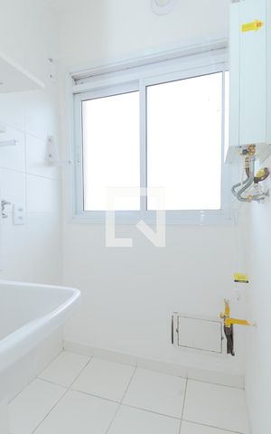 Apartamento à venda com 58m², 2 quartos e 1 vagaÁrea de Serviço