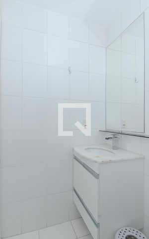 Apartamento à venda com 58m², 2 quartos e 1 vagaBanheiro da Suíte