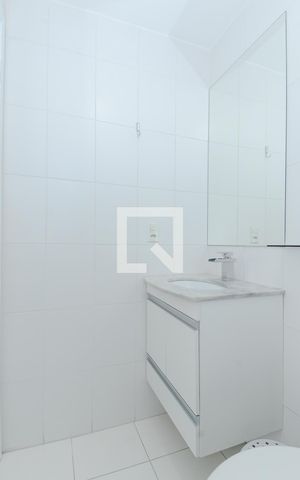 Apartamento à venda com 58m², 2 quartos e 1 vagaBanheiro Social