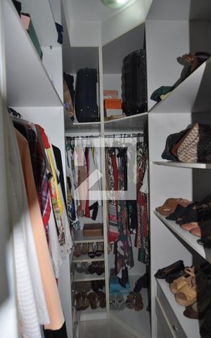 Casa de condomínio à venda com 173m², 3 quartos e 1 vagaCloset da suíte