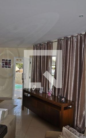 Casa de condomínio à venda com 173m², 3 quartos e 1 vagaSala