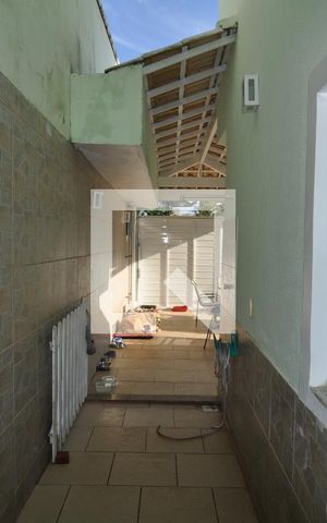 Casa de condomínio à venda com 173m², 3 quartos e 1 vagaLateral da Casa