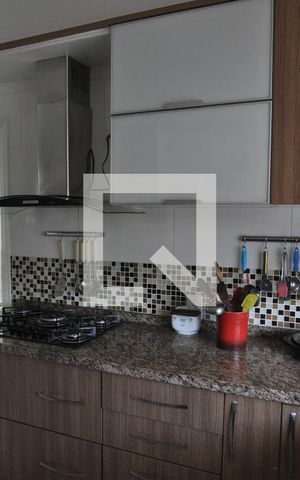 Casa de condomínio à venda com 173m², 3 quartos e 1 vagaCozinha - Armários