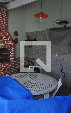 Casa de condomínio à venda com 173m², 3 quartos e 1 vagaQuintal e Churrasqueira