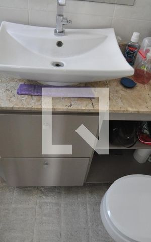 Casa à venda com 247m², 4 quartos e 4 vagasBanheiro da Suite