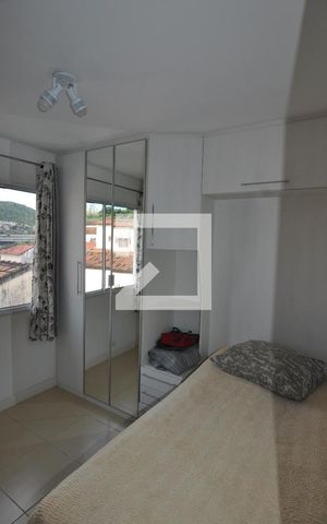 Casa à venda com 247m², 4 quartos e 4 vagasQuarto 3 - Armários