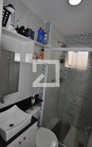 Casa à venda com 247m², 4 quartos e 4 vagasBanheiro do Corredor