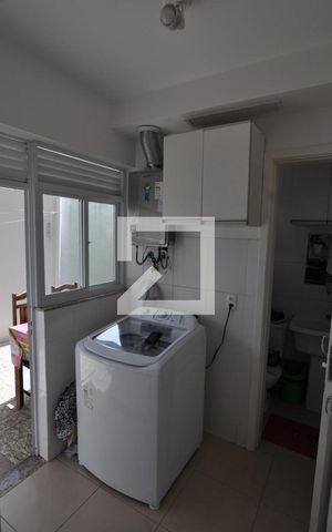 Casa à venda com 247m², 4 quartos e 4 vagasLavanderia