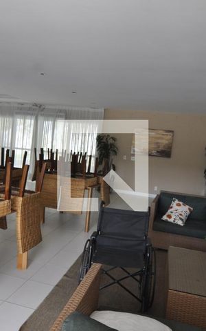Casa à venda com 247m², 4 quartos e 4 vagasSalão de Festas