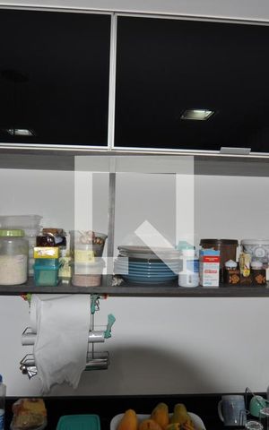Casa à venda com 247m², 4 quartos e 4 vagasCozinha - Armários
