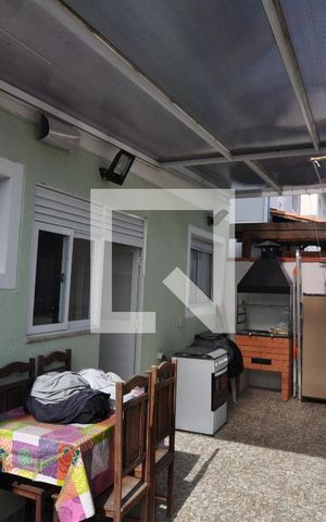 Casa à venda com 247m², 4 quartos e 4 vagasTraseira da Casa com Churrasqueira