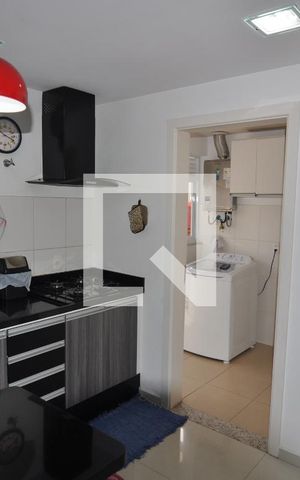 Casa à venda com 247m², 4 quartos e 4 vagasCozinha - Armários