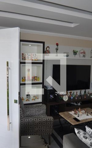 Casa à venda com 247m², 4 quartos e 4 vagasSala