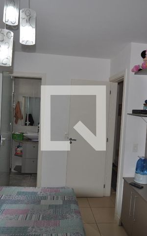 Casa à venda com 247m², 4 quartos e 4 vagasQuarto 2 - Armários