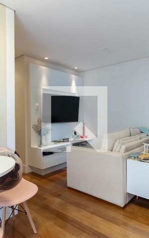 Apartamento à venda com 50m², 2 quartos e 1 vaga Apartamento à venda com 50m², 2 quartos e 1 vagaSala