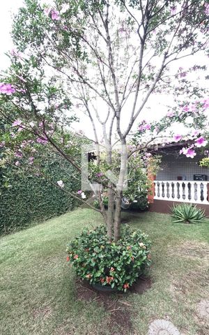 Casa à venda com 404m², 5 quartos e 4 vagasQuintal