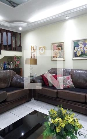 Casa à venda com 404m², 5 quartos e 4 vagasSala